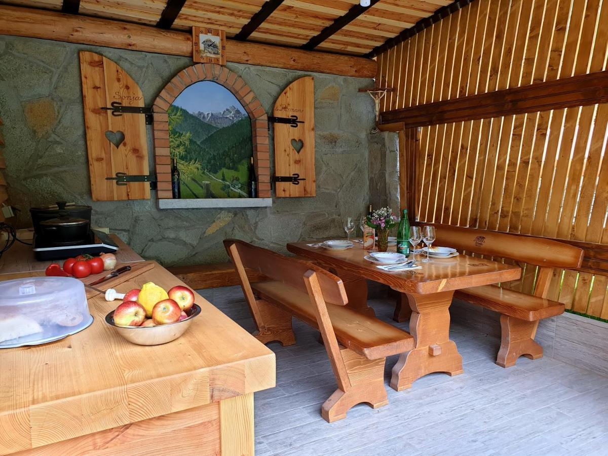 Apartment And Garden House Among The Mountains Podbrdo Ngoại thất bức ảnh